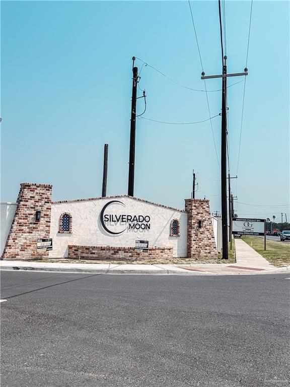 8011 N 49th Lane, McAllen, Texas image 2