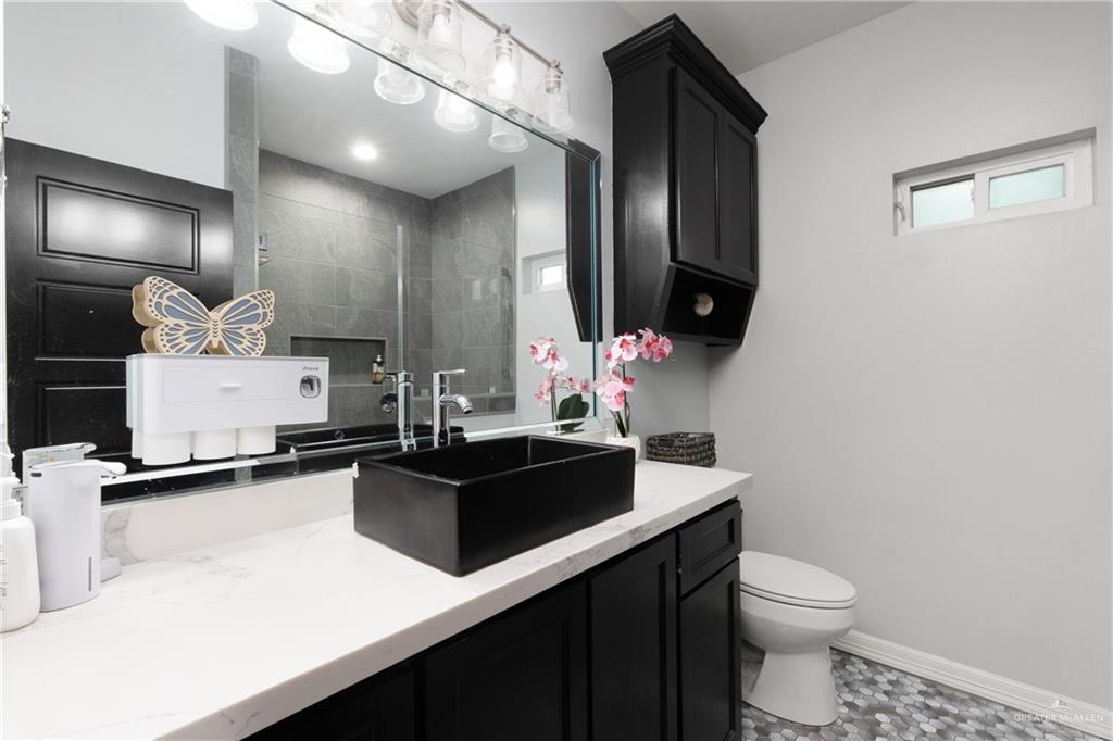 711 Santa Elena Street, Weslaco, Texas image 13