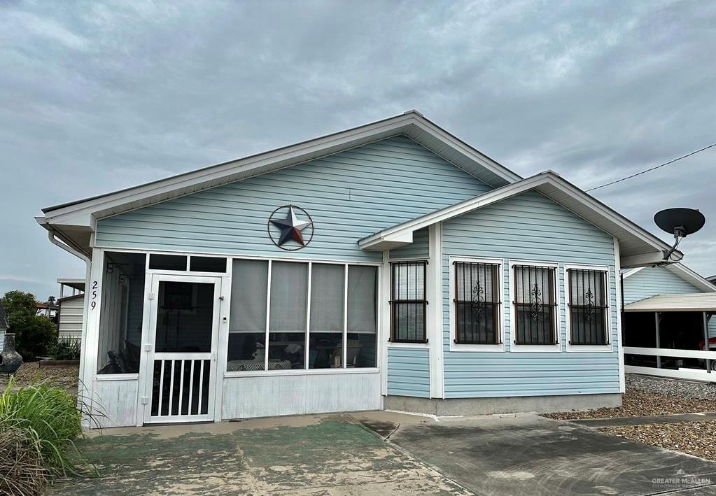 215 Valley View Road, Donna, Texas image 1