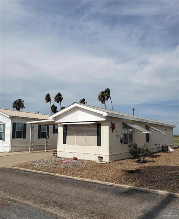 2815 Mesa Verde Drive, Weslaco, Texas image 2