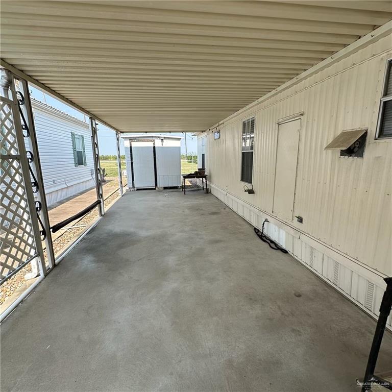 2815 Mesa Verde Drive, Weslaco, Texas image 9