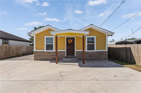Homes For Sale - 4206 Clemente Avenue<br/> Edinburg, TX 78542