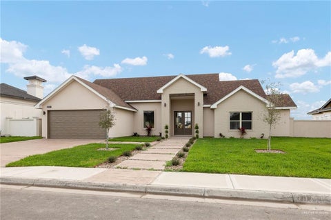 Homes For Sale - 2529 Trinity Avenue<br/> Hidalgo County, McAllen, TX 78504