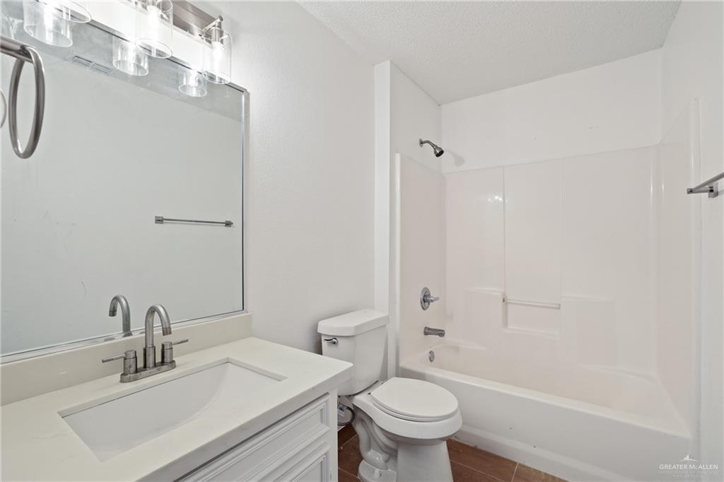 5803 S 27th Lane, McAllen, Texas image 7