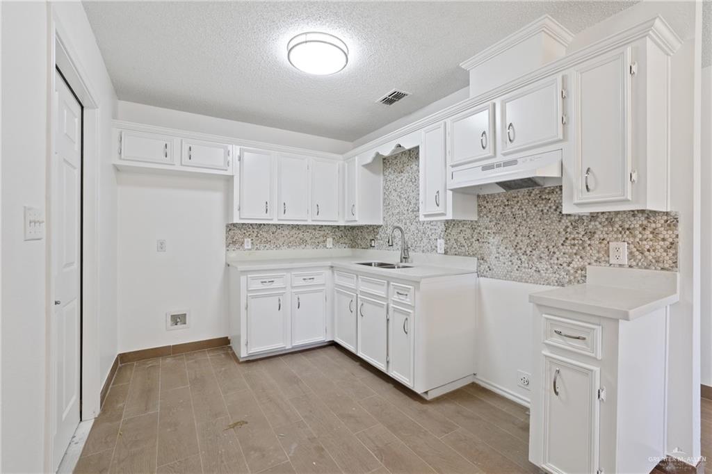 5803 S 27th Lane, McAllen, Texas image 5