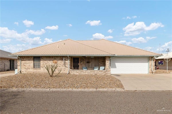 1915 REAGAN ST, MISSION, TX 78572 - Image eddb46ba366a7c4014e8c2ef1b29b8c3/2376426723
