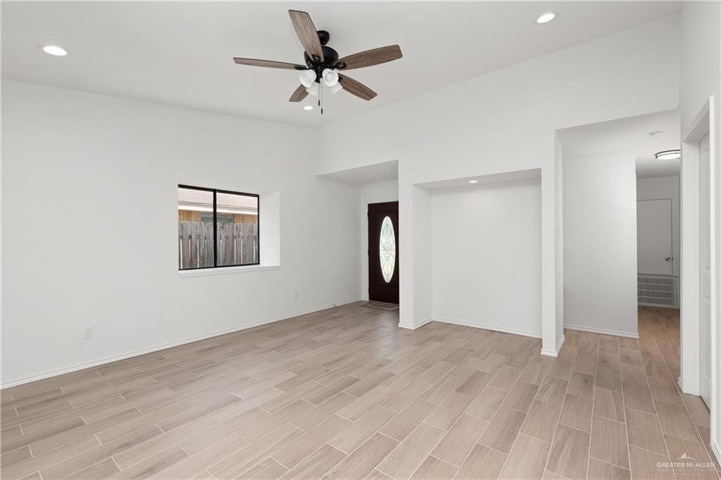 2013 Mynah Avenue, McAllen, Texas image 3