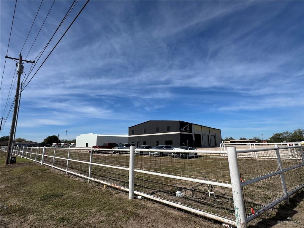 5030 N Los Ebanos Road