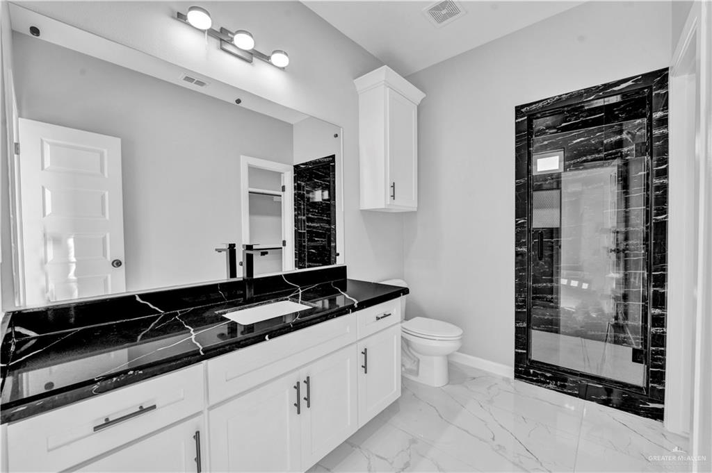 7115 Playa Del Rey Drive, Edinburg, Texas image 16