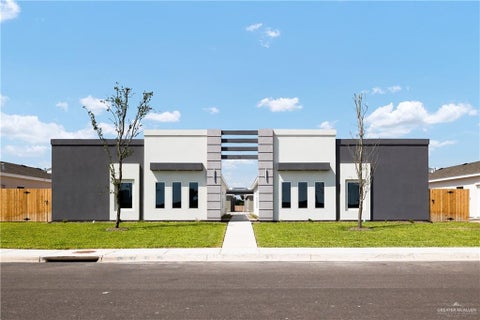 Townhouse For Rent - 4212 Walnut Street #1<br/> Hidalgo County, McAllen, TX 78504