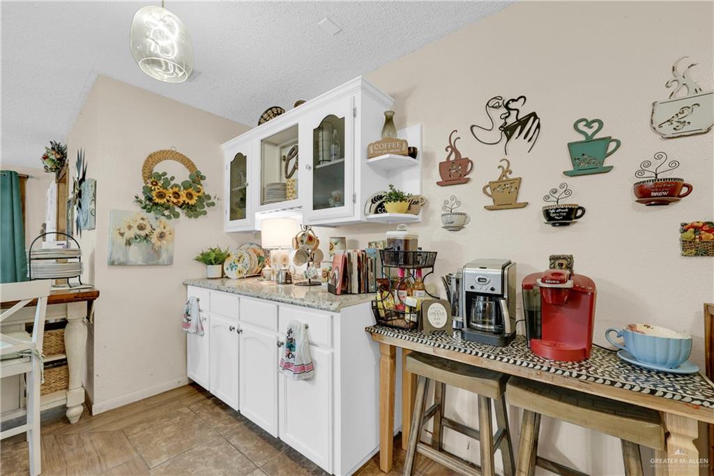 143 E David Ybarra Street, Elsa, Texas image 9