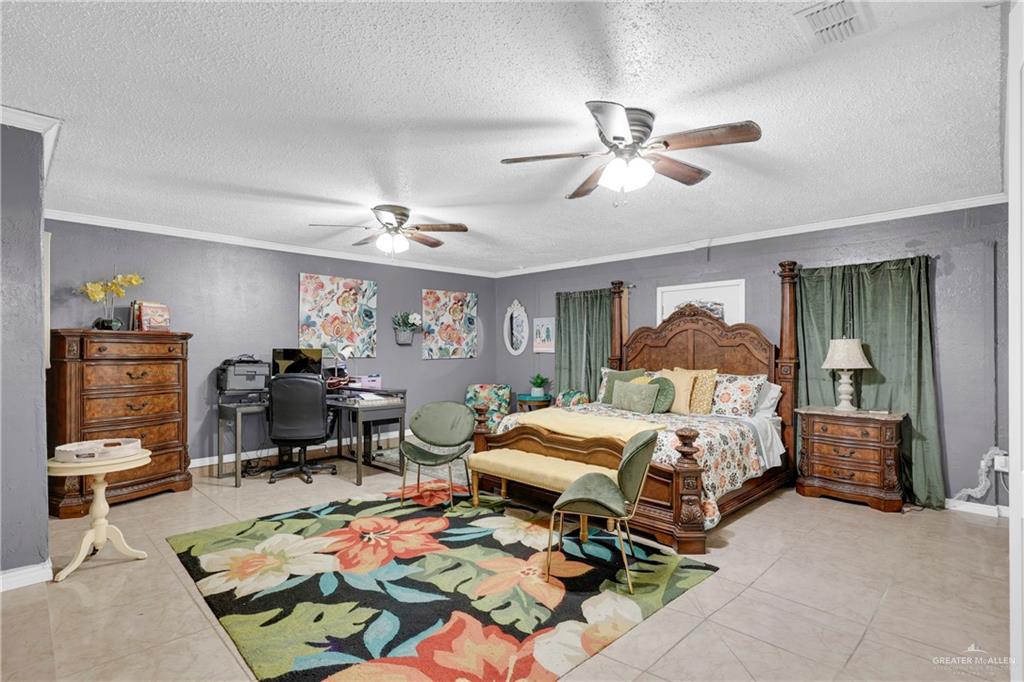 143 E David Ybarra Street, Elsa, Texas image 11