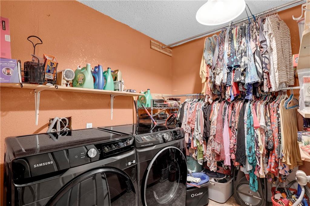 143 E David Ybarra Street, Elsa, Texas image 17