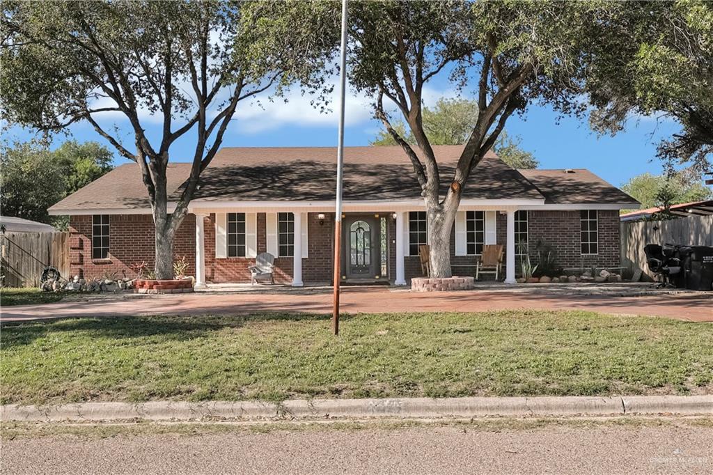 143 E David Ybarra Street, Elsa, Texas image 1