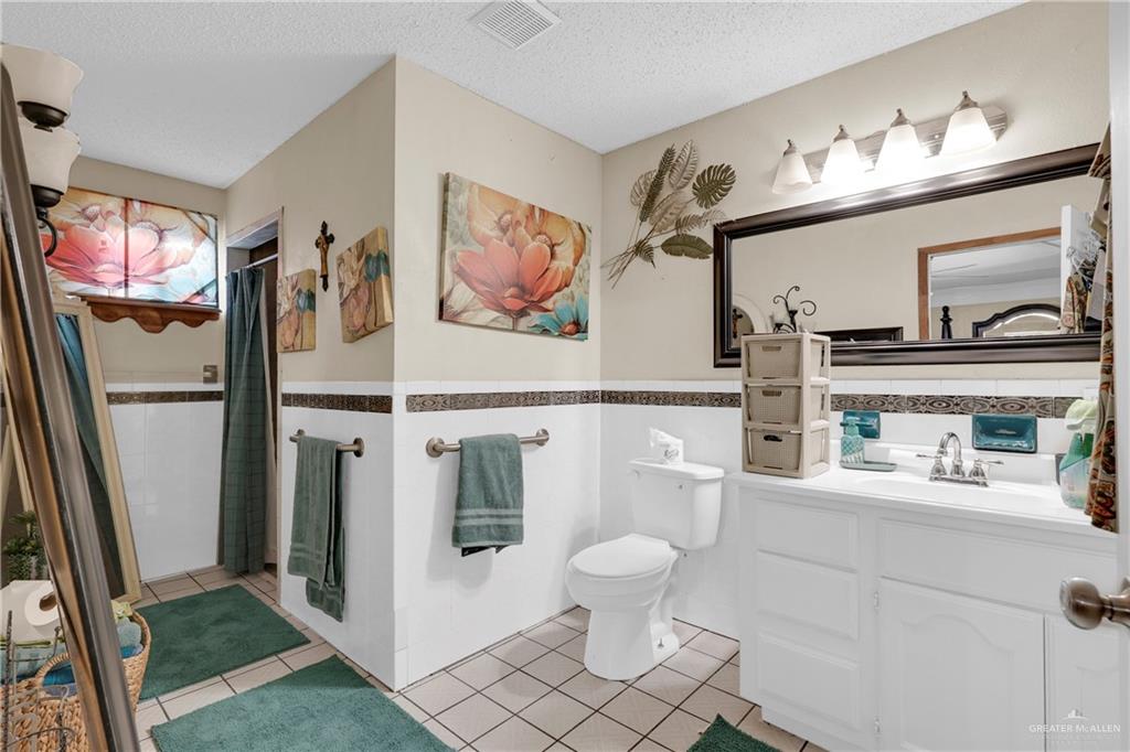 143 E David Ybarra Street, Elsa, Texas image 15