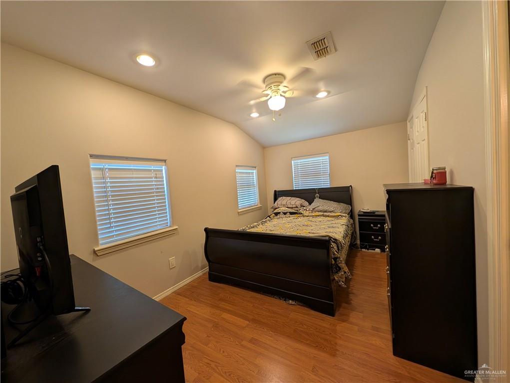 106 Resaca Shores Drive, Los Fresnos, Texas image 5
