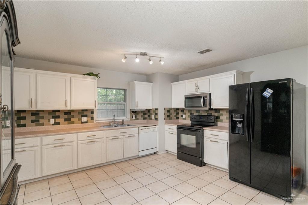 5604 N 34th Street, McAllen, Texas image 5