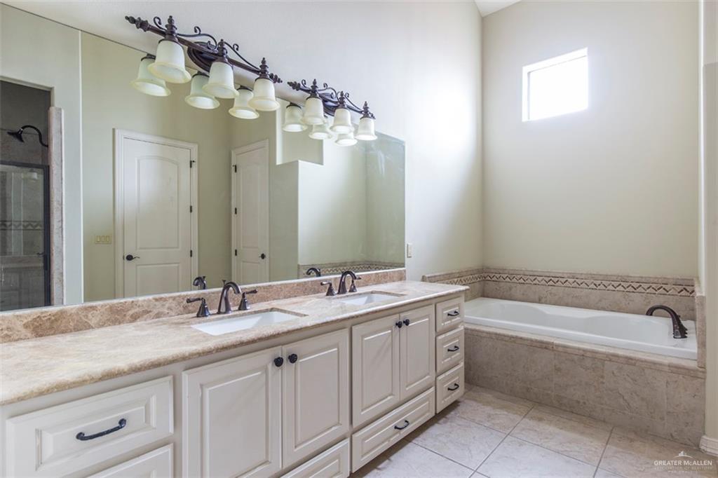 2426 E 20th Street, Mission, Texas image 16