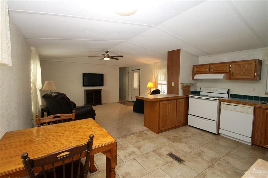 90 S Quiet Village Drive, Donna, Texas image 10