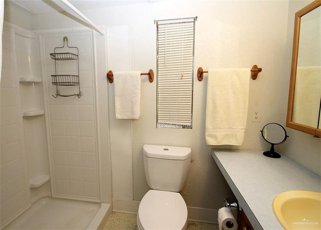 90 S Quiet Village Drive, Donna, Texas image 11