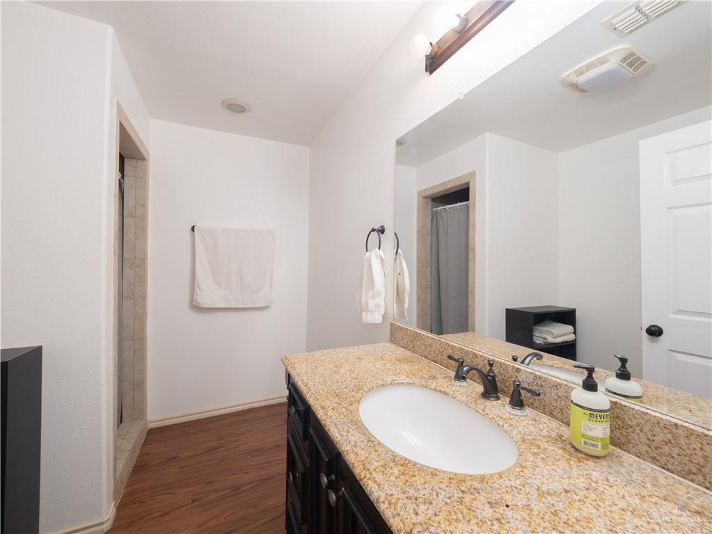 717 Washington Circle, Harlingen, Texas image 10