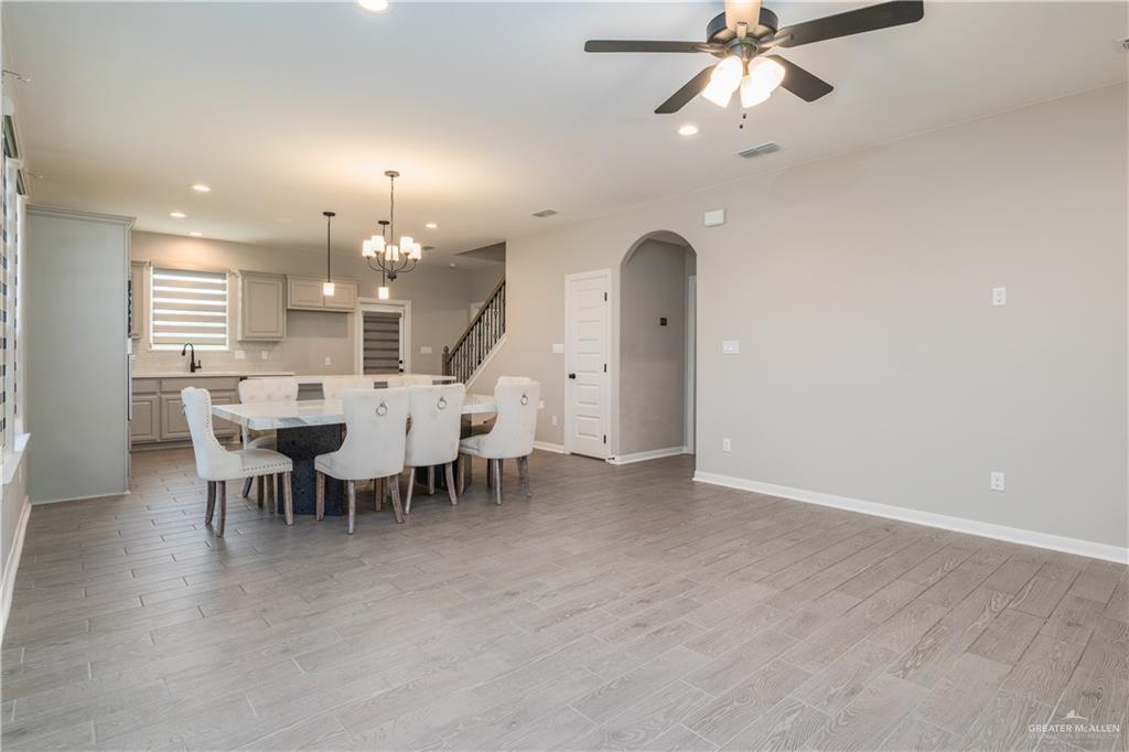 1000 W Fall Aster Street