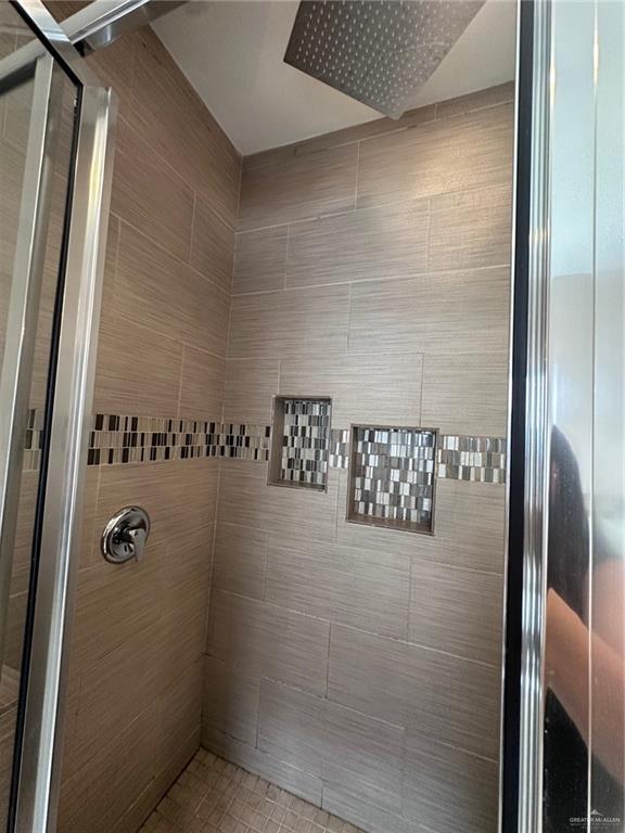 5013 Nevis Drive, Edinburg, Texas image 5