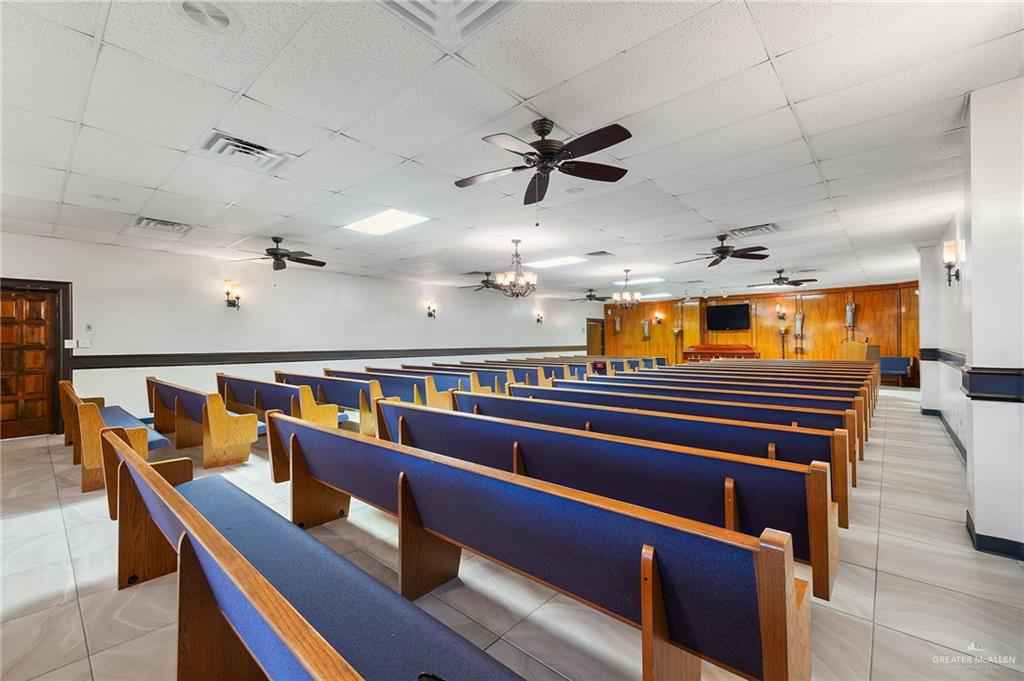 2602 N Texas Boulevard