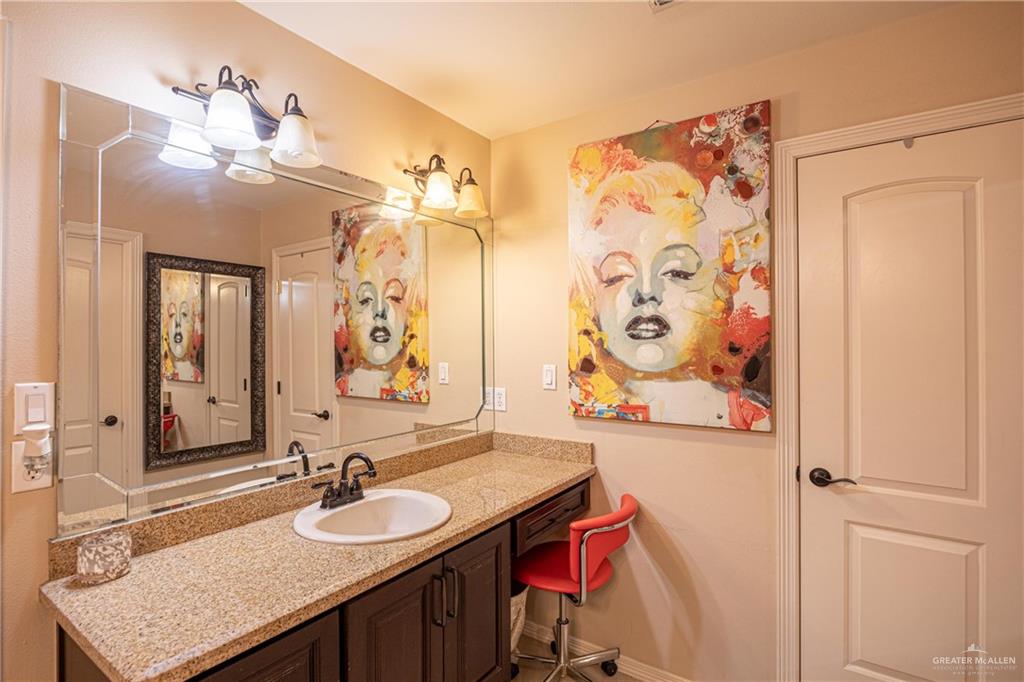 1033 Esteban Avenue, Pharr, Texas image 21