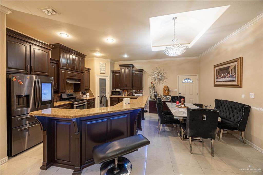1033 Esteban Avenue, Pharr, Texas image 11