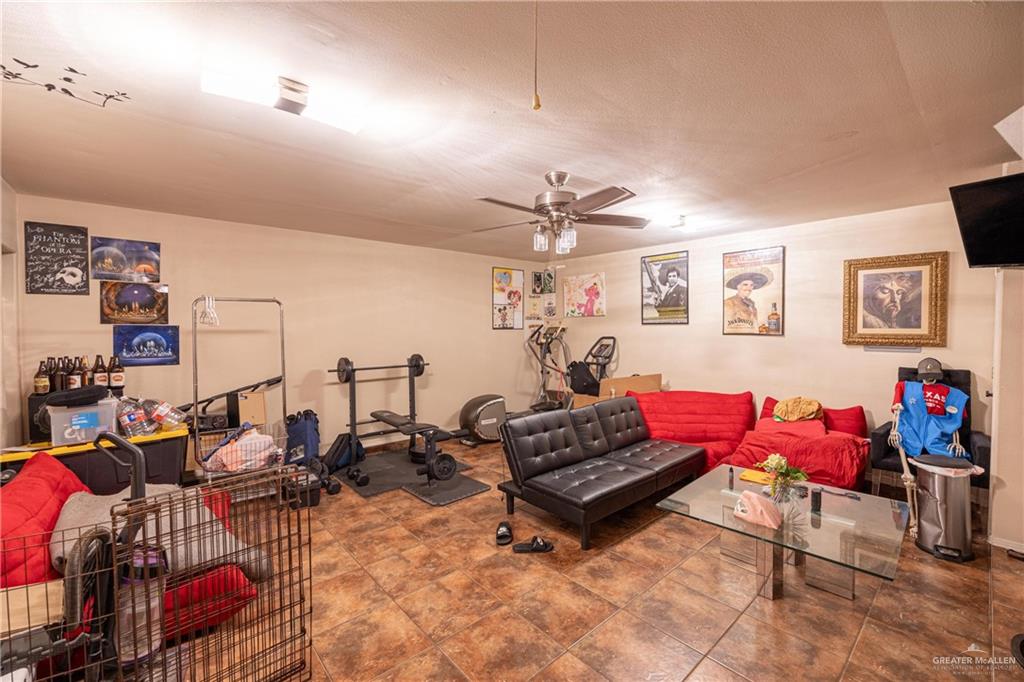 1033 Esteban Avenue, Pharr, Texas image 19