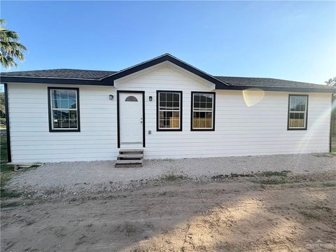 Photo of 523 N 12th Street, Donna, TX 78537 (MLS # 482919)