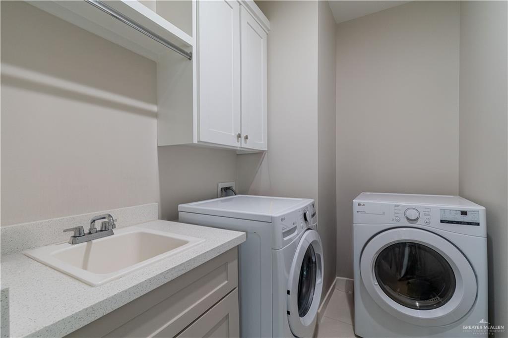 2017 Queens Avenue, McAllen, Texas image 17