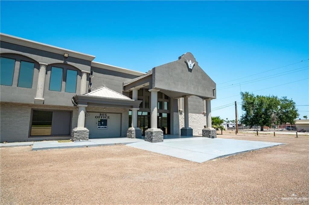 7500 W Expressway 83