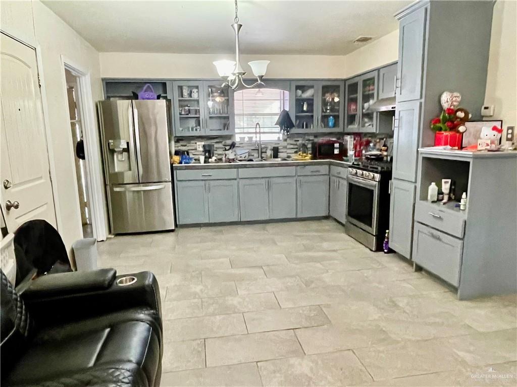 212 N Keralum Avenue, Mission, Texas image 6