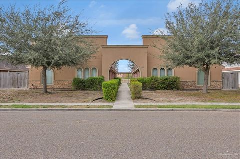 Apartment For Rent - 303 Baltic Avenue #2<br/> Edinburg, TX 78539