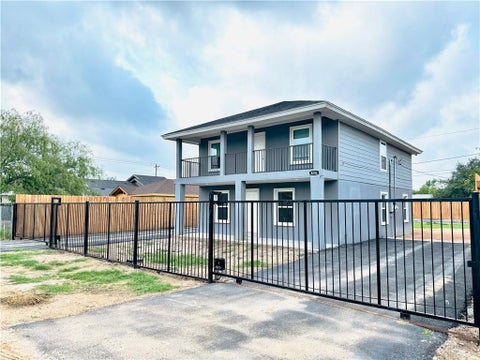 Apartment For Rent - 8206 Sosa Circle #1<br/> Edinburg, TX 78542