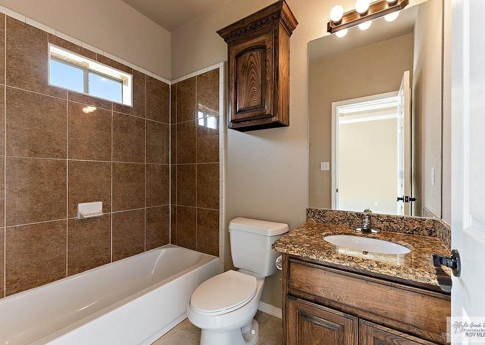 5940 Lourdes Boulevard, Brownsville, Texas image 19