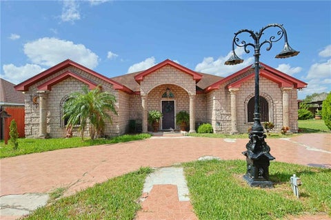 Homes For Sale - 2305 Kennedy Drive<br/> Weslaco, TX 78599