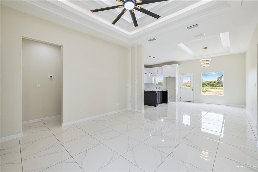 7628 S Jenny Lee Street, Pharr, Texas image 2