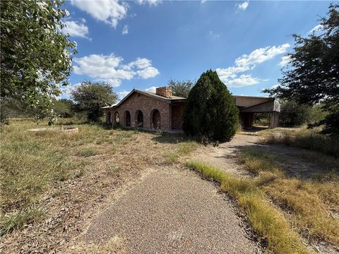 Photo of 2336 E State Highway 285 Highway E, Falfurrias, TX 78355 (MLS # 484080)