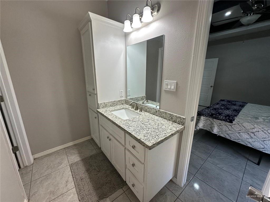 1076 W Gem Avenue, Raymondville, Texas image 17