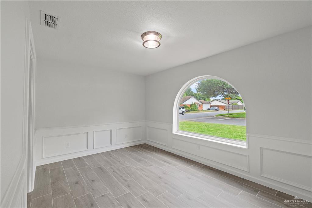 400 Kerria Avenue, McAllen, Texas image 7