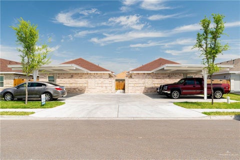 Multifamily For Sale - 1004 W Mahala Avenue<br/> Alton, TX 78573