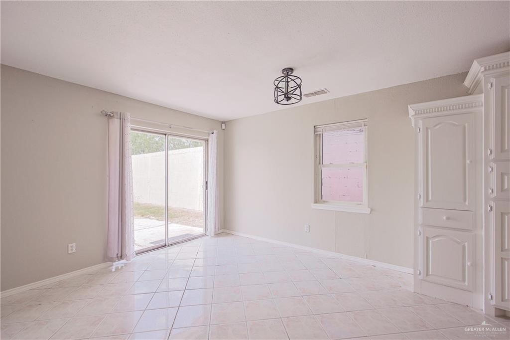 2723 Paseo Encantado Street, Mission, Texas image 12