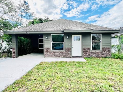 Photo of 313 N Iowa Avenue, Weslaco, TX 78596 (MLS # 483391)