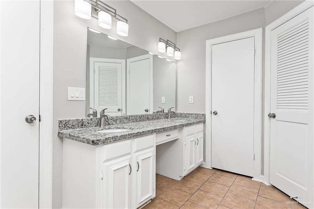 7008 N 30th Street, McAllen, Texas image 10