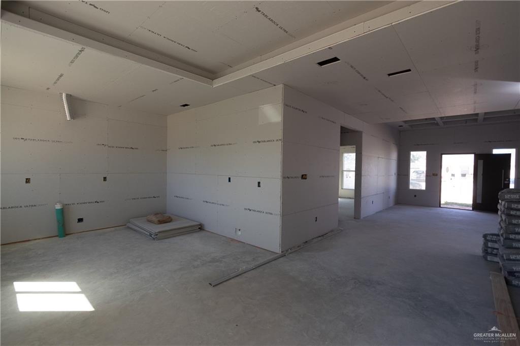 410 N Nicholson Avenue, Mission, Texas image 5