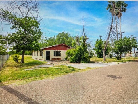 Homes For Sale - 1202 S Tio Avenue<br/> Weslaco, TX 78596