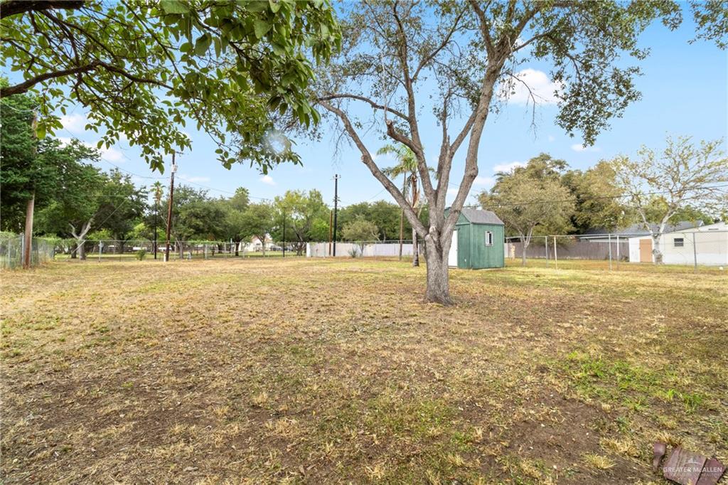 1103 S Eighth Avenue, Edinburg, Texas image 17